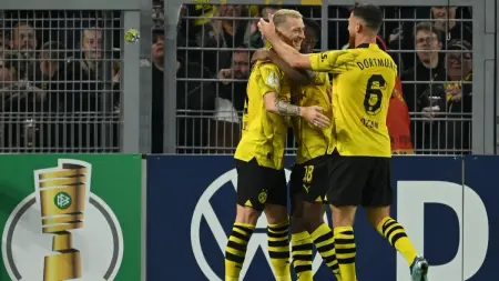 القنوات الناقلة لمباراة بوروسيا دورتموند وشتوتغارت اليوم.. مواجهة ثأرية