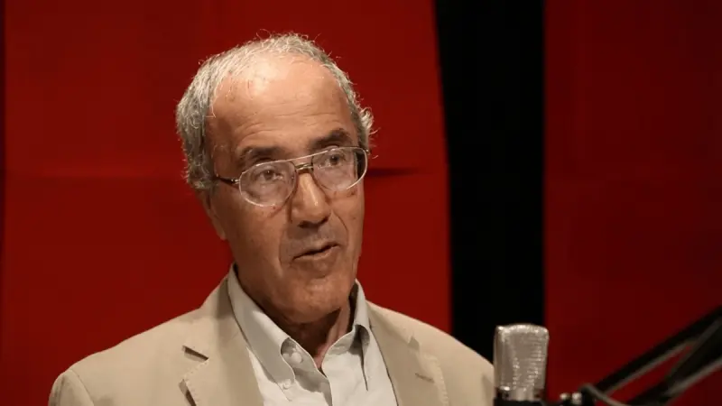 سبب وفاة الصحفي كمال العبيدي.. رحيل إعلامي في تونس