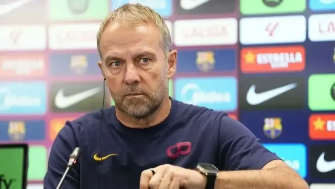 الكلاسيكو - فليك: أحترم مورينيو وأثق في الحكام.. والمباراة أكبر من 3 نقاط