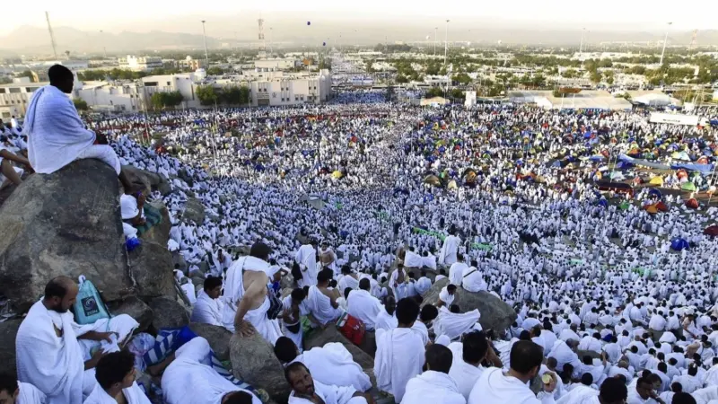 وفاة حاجة أردنية على صعيد عرفات.. الأوقاف تكشف السبب