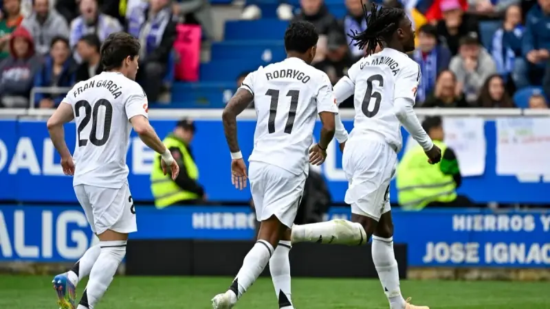 الدوري الإسباني - رغم طرد مبابي.. ريال مدريد يجتاز عقبة ألافيس ويتمسك بالمنافسة