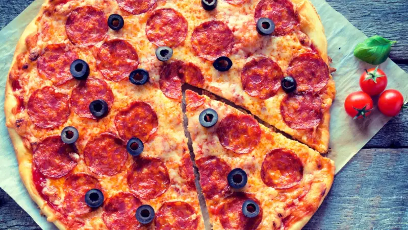 "نستله" تعود للواجهة.. اتهام بالقتل غير العمد بسبب بيتزا