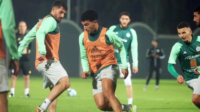 موعد مباراة الجزائر ضد جنوب إفريقيا الودية القادمة مع التشكيلة والقنوات الناقلة.. قمة كروية مثيرة