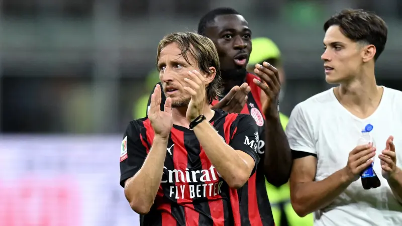 فيديو - تقديم مودريتش في "سان سيرو" يزين انتصار ميلان في كأس إيطاليا