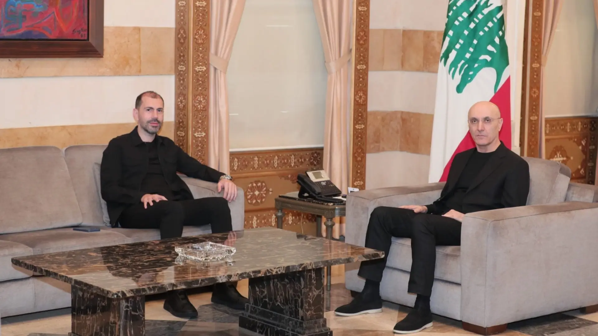 مباحثات بين الحجار والخير حول قانون العفو العام (إكس) مباحثات بين الحجار والخير حول قانون العفو العام (إكس)