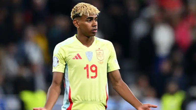 لامين يامال يغيب عن تدريبات منتخب إسبانيا قبل مواجهة مصر وديًا.. ما السبب؟