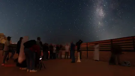 صور - رحلة إلى النجوم.. وادي رم في الأردن يحتفي بزخة شهب البرشاويات