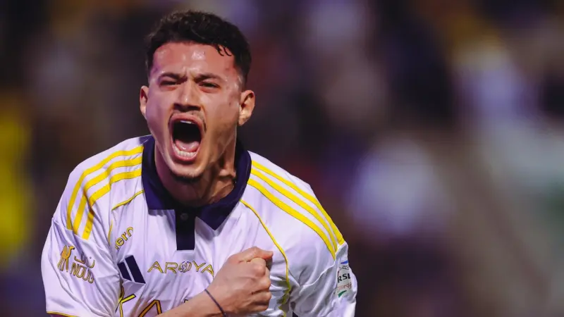 عبد الله الحمدان يتسبب في أزمة.. ما حقيقة خصم النقاط من نادي النصر؟