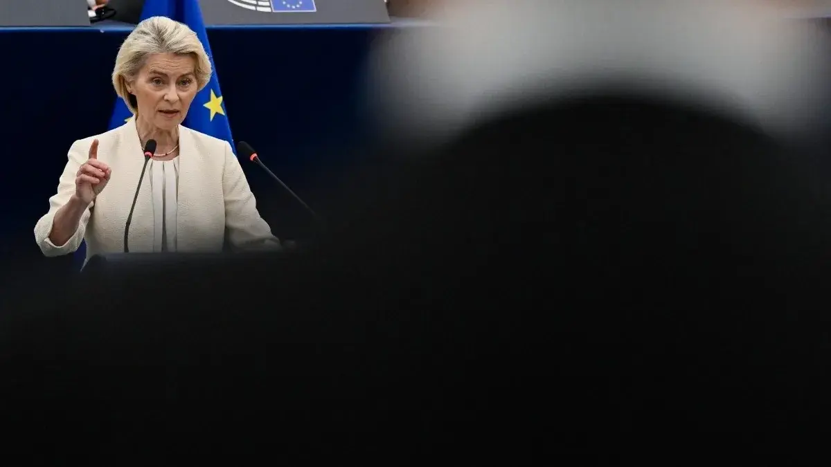 لايين: القوميين المتشددين يزدرون قيمنا ويريدون تقويض الوحدة الأوروبية (رويترز) لايين: القوميين المتشددين يزدرون قيمنا ويريدون تقويض الوحدة الأوروبية (رويترز)