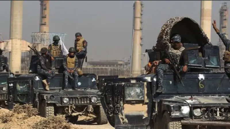 الجيش العراقي يقترب من حقل "قمبر" النفطي.. وحكومة إقليم كردستان تحذر