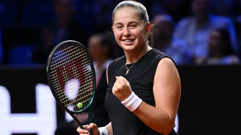 بطولة شتوتغارت للتنس - أوستابينكو تطيح بألكسندروفا وتبلغ النهائي