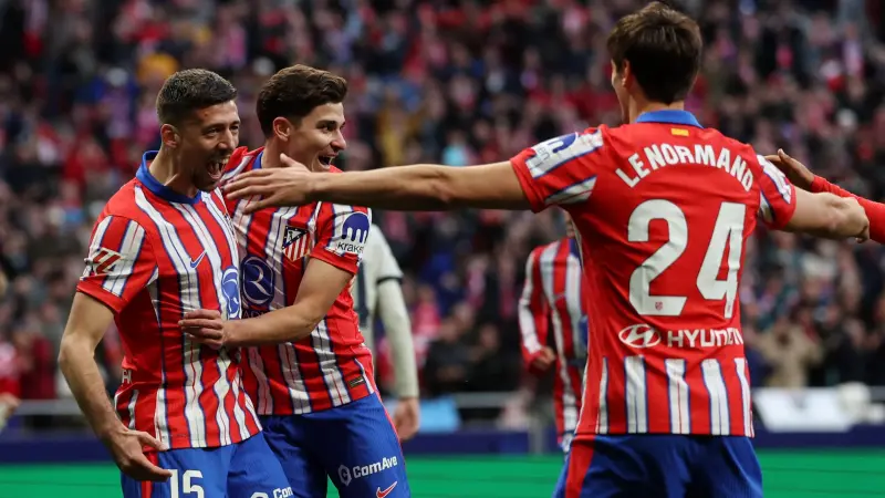 غيابات وقائمة تشكيلة أتلتيكو مدريد اليوم أمام برشلونة.. اسمان مؤثران لدييغو سيميوني