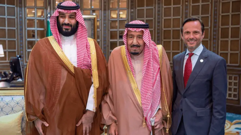 حصل على الجنسية السعودية.. من هو جون باغانو المدير التنفيذي لمؤسسة البحر الأحمر؟