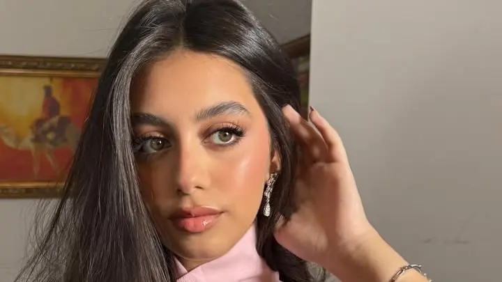 ياسمينا العبد تكشف علاقة استثنائية بوالدها في لقائها المنتظر مع أنس بوخش