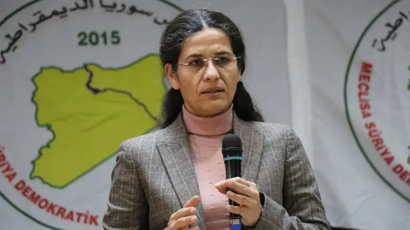 فيديو - إلهام أحمد لـ"المشهد": التضليل الإعلامي للحكومة السورية يغذي خطاب الكراهية