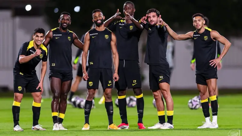 جدول مواعيد مباريات اليوم الجمعة 16/01/2026 والقنوات الناقلة والمعلقين