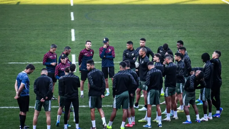 دوري أبطال إفريقيا - صدام بريتوريا يشعل ذهاب النهائي بين طموح الجيش الملكي وهيمنة صن داونز