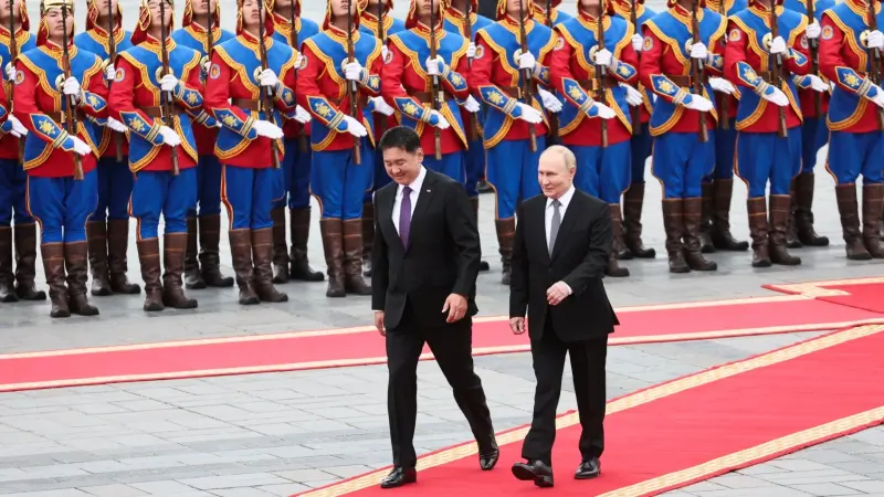 بوتين يزور منغوليا متحديا مذكرة اعتقال دولية بحقه