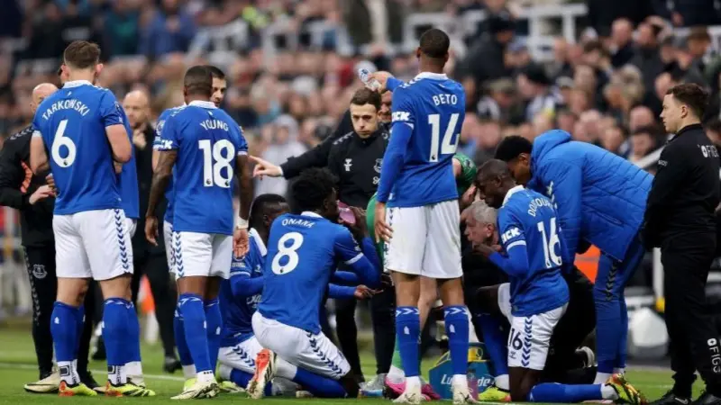 إيقاف مؤقت لمباريات الدوري الإنجليزي في رمضان لتمكين اللاعبين المسلمين من كسر صيامهم