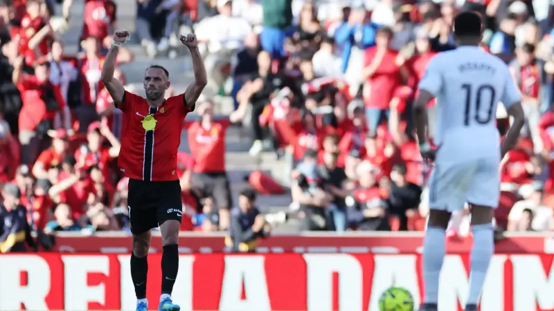 فيديو - ما سبب بكاء فيدات موريكي بعد تسجيل هدف الفوز أمام ريال مدريد؟