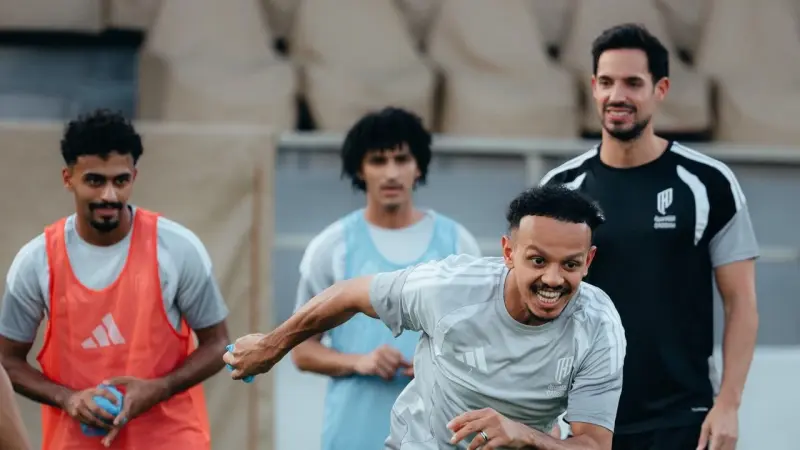 القنوات الناقلة لمباراة الخلود ضد القادسية اليوم في الدوري السعودي مع الموعد والتشكيلة