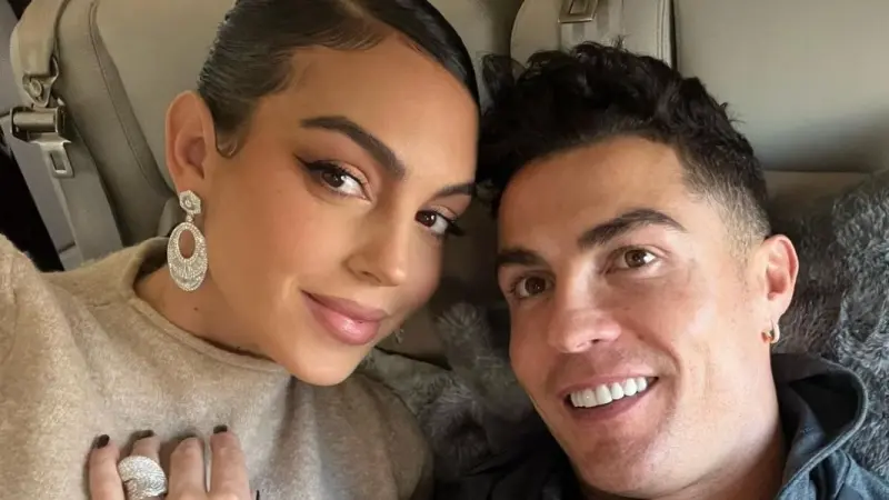 ما هي تفاصيل "اتفاقية الانفصال" بين كريستيانو رونالدو وجورجينا؟