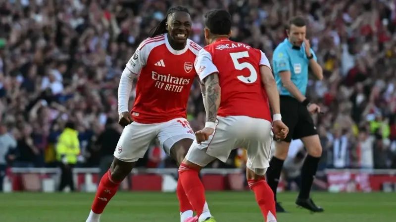 نتيجة وملخص أهداف مباراة أرسنال ونيوكاسل اليوم.. انتصار شاق والإصابات تؤرق أرتيتا