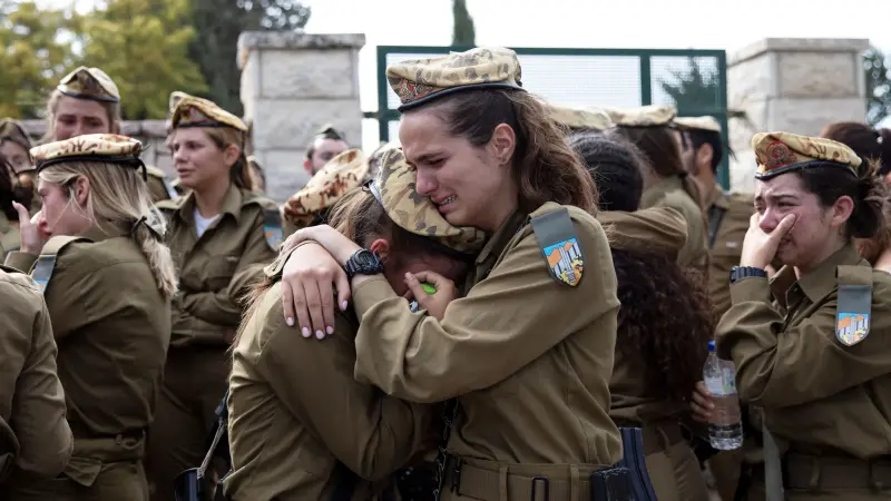 فيديو لجنازة مهيبة للجندي المصري منفّذ واقعة العوجا.. ما القصة؟