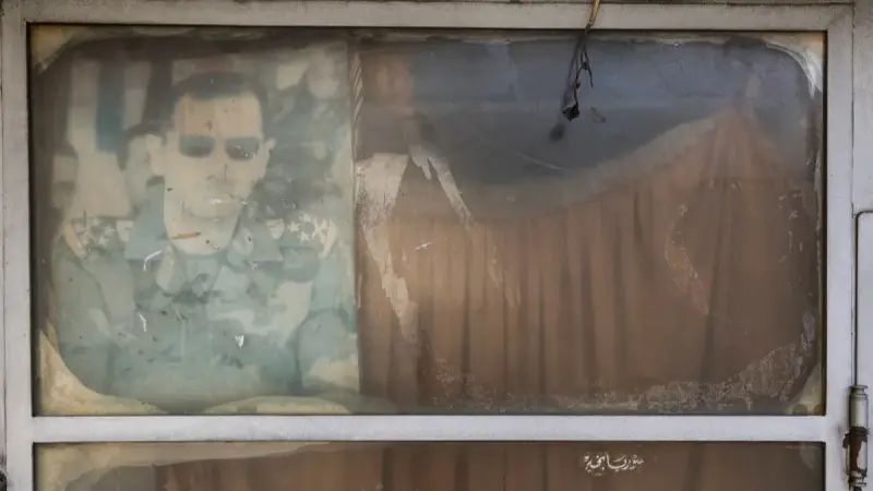 المشهد باختصار: تهريب ثروة الأسد إلى روسيا.. وجدل حول حزب جديد في مصر