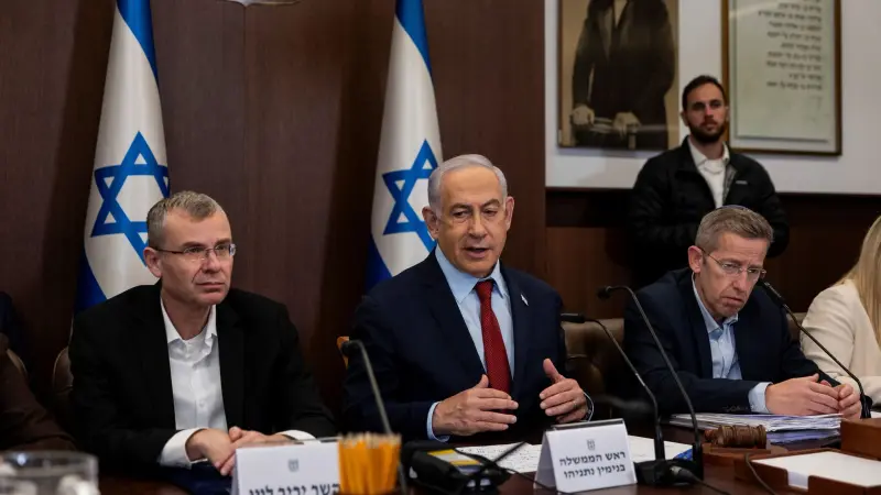 إسرائيل في حالة حرب.. ونتانياهو يطلق "حملة إعادة انتخابه"
