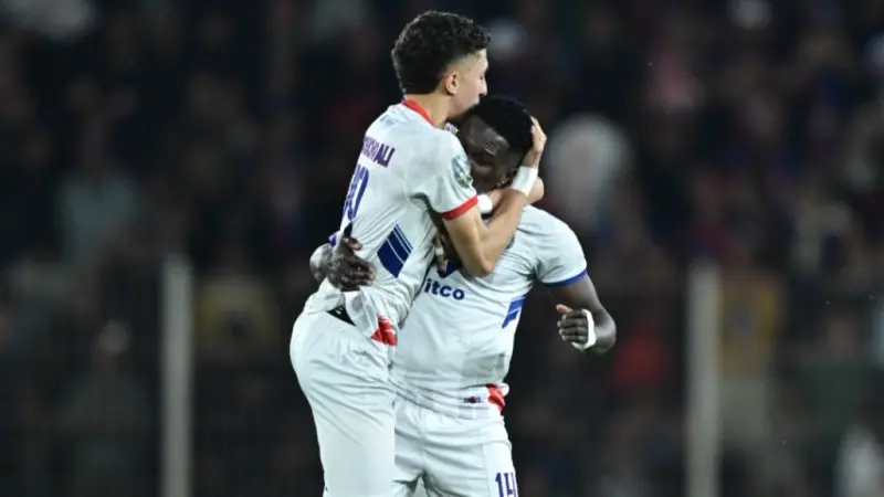 بث مباشر - مباراة أولمبيك أسفي ضد اتحاد العاصمة في كأس الكونفدرالية الإفريقية لحظة بلحظة