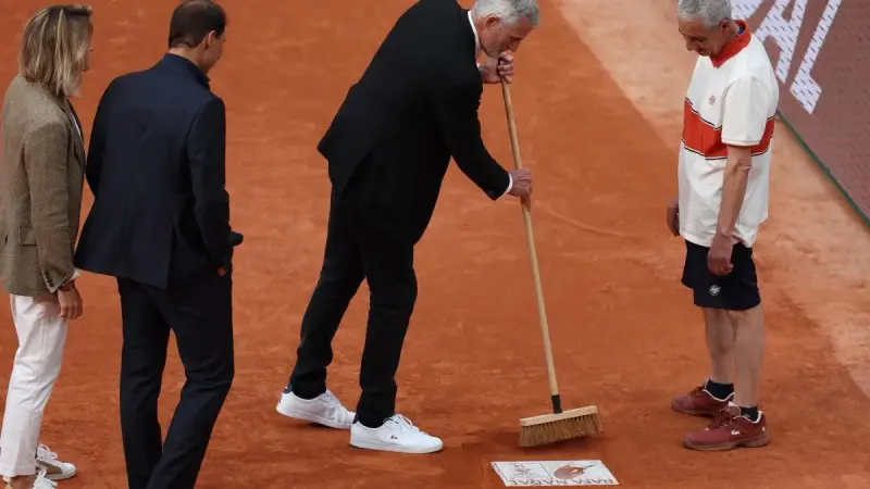 ألكاراز وذكريات نادال: لحظة خاصة قبل نهائي رولان غاروس