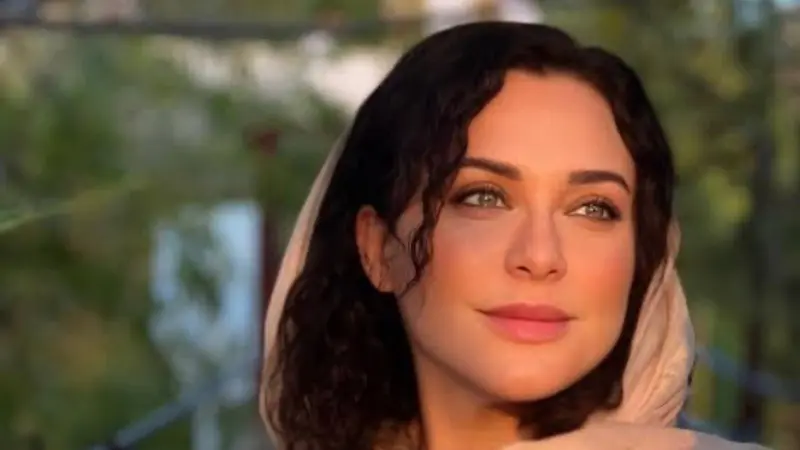 سلاف فواخرجي في سباق الأوسكار بفيلم "أرض الملائكة"