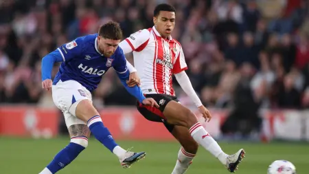 related_news_inside_blogsمنافسات "التشامبيونشيب".. اشتعال سباق الصعود إلى البريميرليغ بعد تعادل ساوثهامبتون مع إيبسويتش