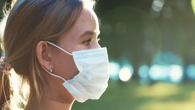 الطقس البارد لا يسبب المرض.. لماذا تزداد الإنفلونزا في الشتاء؟