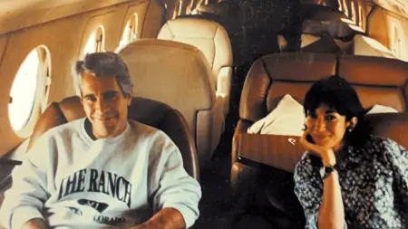 related_news_inside_blogsفيديو - "مرآة الشيطان".. إجابات صادمة من إبستين حول جرائمه