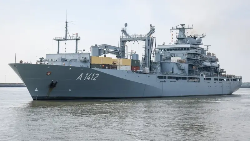 الصين تحذّر البحرية الألمانية من المرور عبر مضيق تايوان