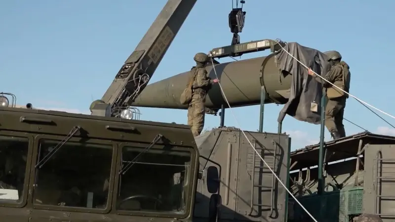 صواريخ إيرانية إلى روسيا.. طهران تنفي وموسكو تردّ