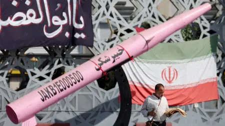 related_news_inside_blogsآخر أخبار حرب إيران وأميركا.. جولة جديدة من الضربات تستهدف نظام طهران
