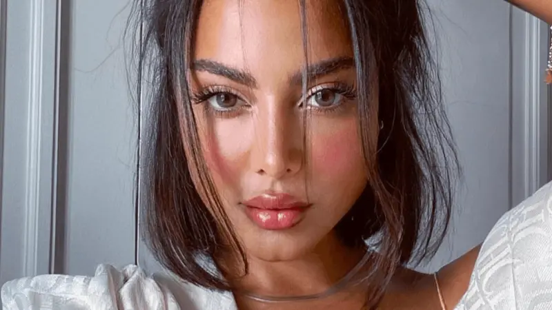 10 تُهم ضد المؤثرة الكويتية فاطمة المؤمن.. ما هي؟