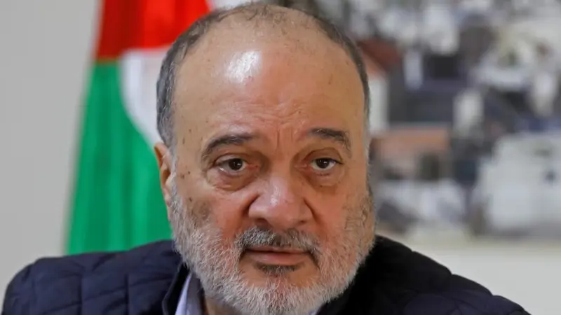 بعد 4 أعوام من فصله.. حركة "فتح" تعيد ناصر القدوة بطلب من الرئيس الفلسطيني