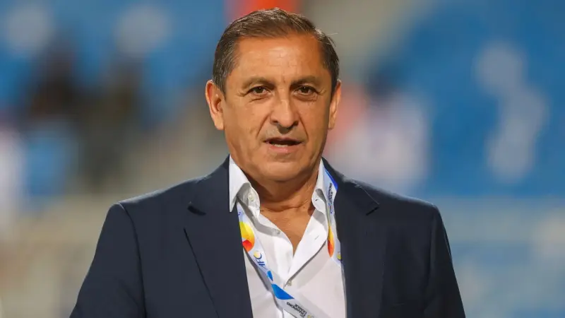 حادث أليم.. الاتحاد السعودي يقدم التعازي لمدرب نادي الهلال