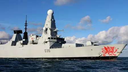 related_news_inside_blogsبريطانيا تعزز انتشارها العسكري.. مدمرة إلى قبرص وقاذفات أميركية تنطلق قريبًا