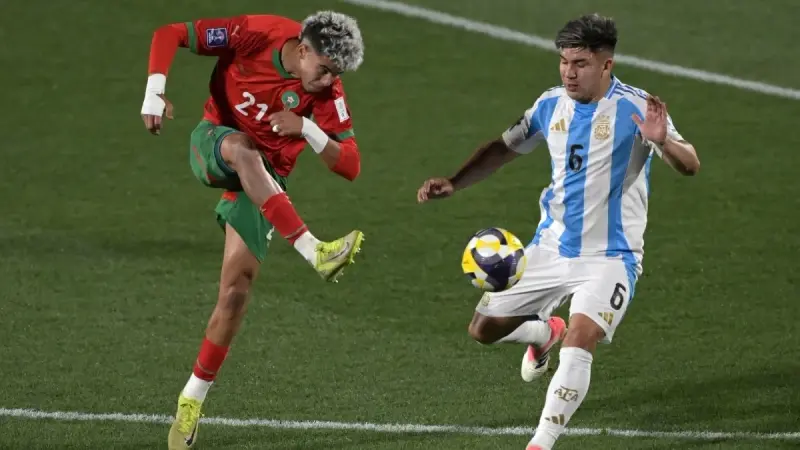 شركة سويدية تحتكر العلامة التجارية لأسطورة كرة القدم الأرجنتينية مارادونا