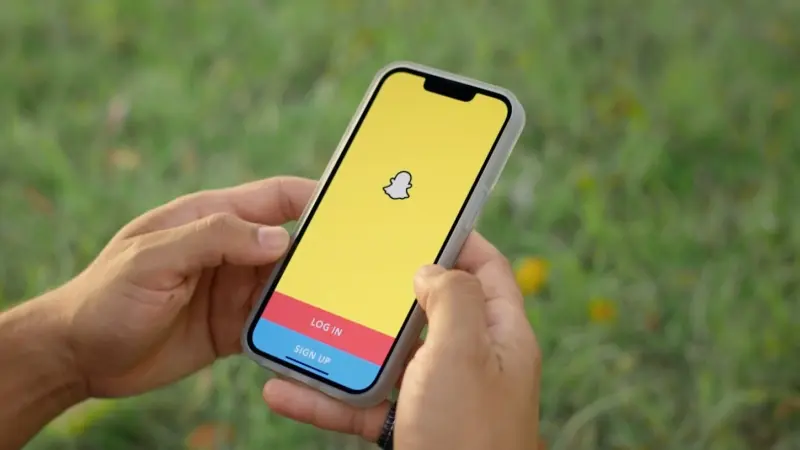 ما سبب عطل سناب شات وأمازون؟ التفاصيل كاملة