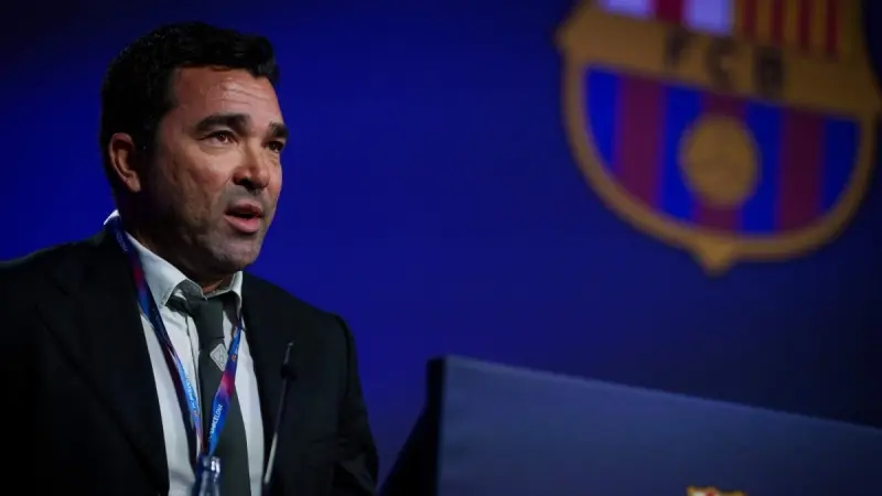 تصريحات ديكو تثير القلق حول مستقبله مع برشلونة