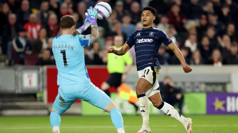 تين هاغ يختار حارس مرمى من البريميرليغ كأول صفقة مع ليفركوزن