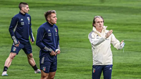 استعدادا لإنجلترا.. موهبة أرجنتينية تدعم مانشيني في قائمة منتخب إيطاليا