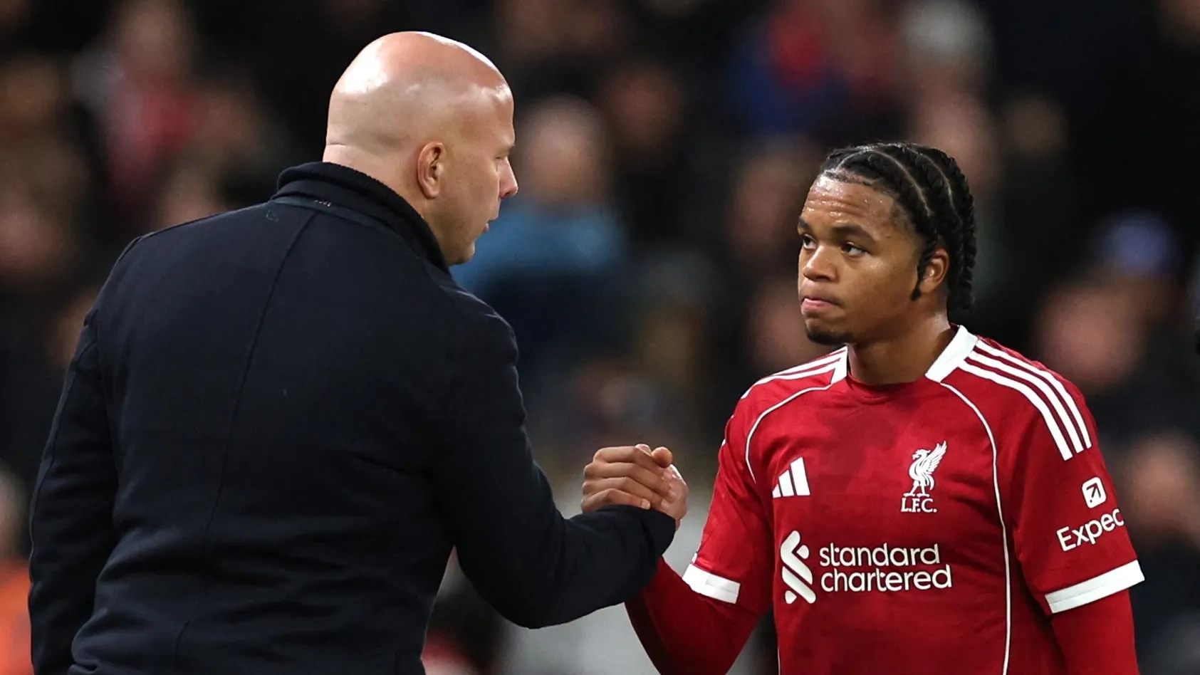 تشكيلة ليفربول اليوم أمام بيرنلي والغيابات.. آرني سلوت في ورطة 