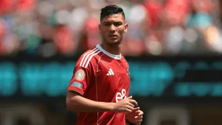 related_news_inside_blogsتطورات مستقبل أشرف داري.. عروض أوروبية على طاولة الأهلي